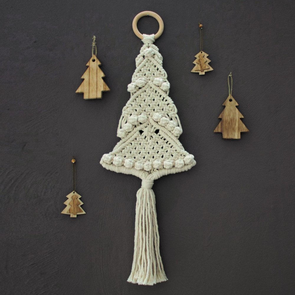 MacramÃ© Christmas Tree Crafting Kit - Hoooked